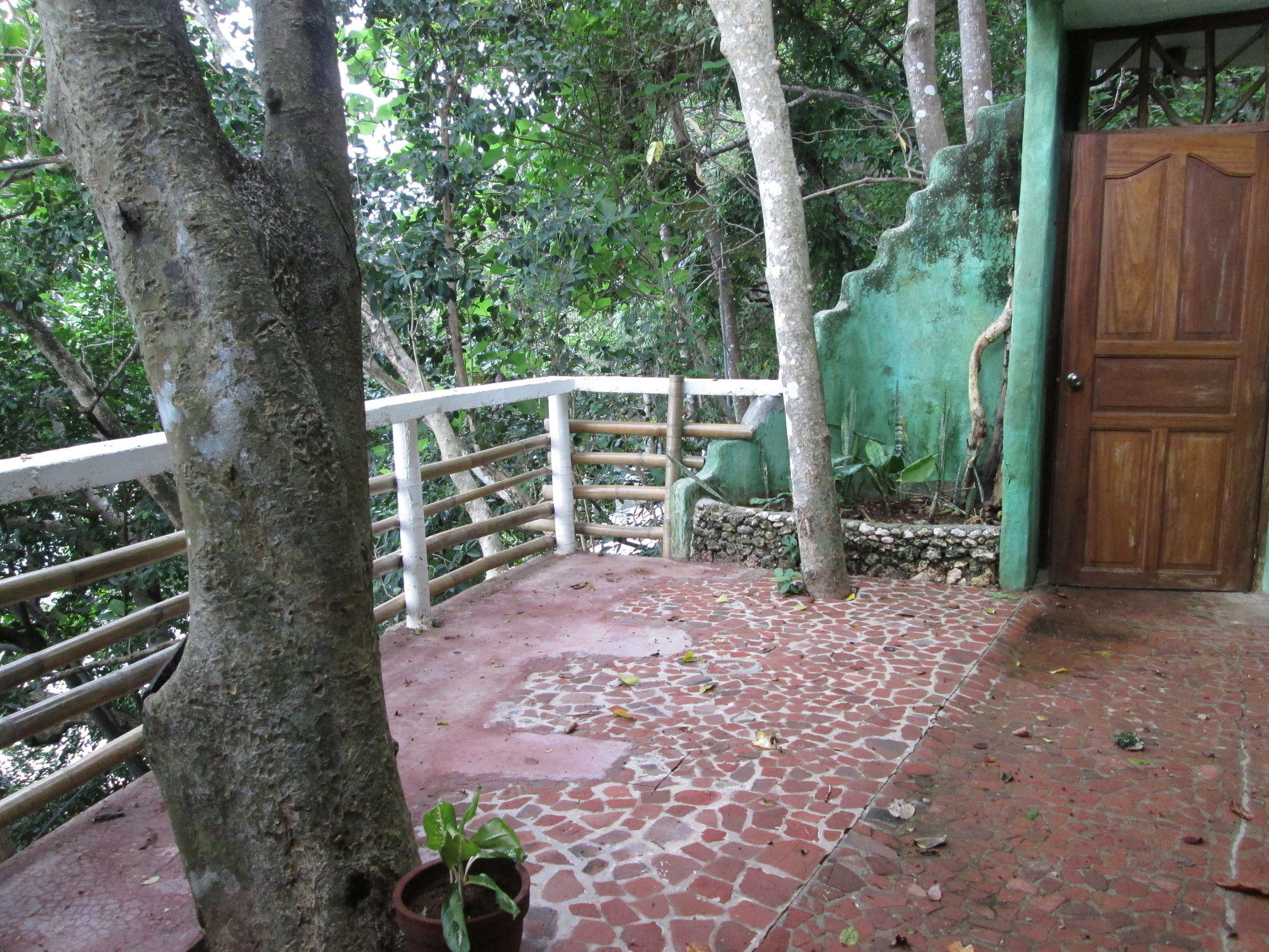 Balinghai Beach Resort Yapak Extérieur photo
